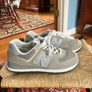 New Balance 574 size 9.5